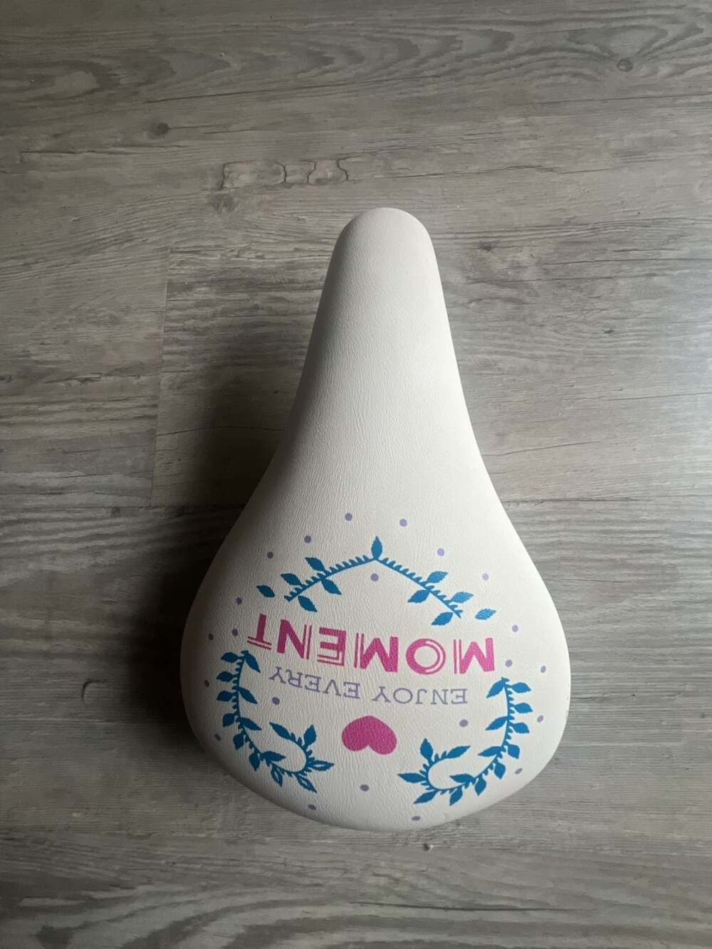 Da Di Sheng Yi Saddle Co. Kids Bicycle Saddle White with Enjoy Every